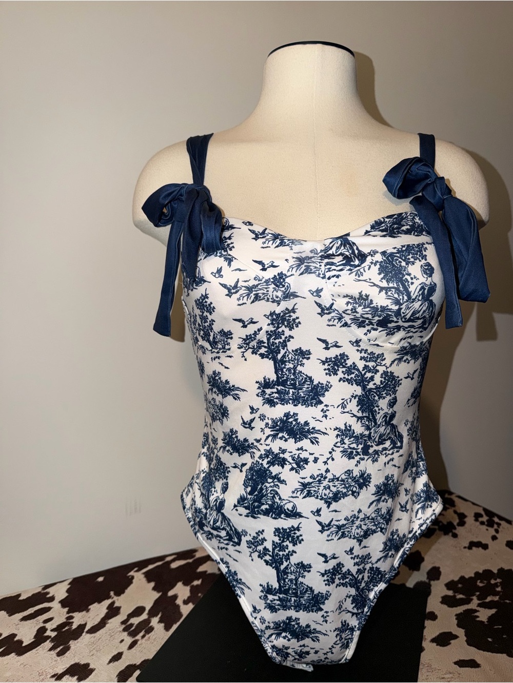 Toile de joy bodysuit